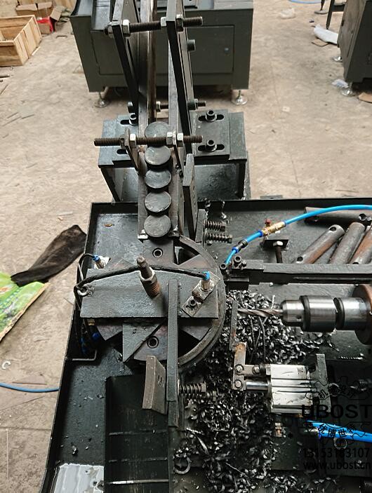 優(yōu)博世特，ubost,鉆孔機(jī)，銷軸，螺栓，自動(dòng)，攻絲機(jī)，機(jī)械手，非標(biāo)自動(dòng)化，設(shè)備，銷軸鉆孔機(jī)，螺栓鉆孔機(jī)，