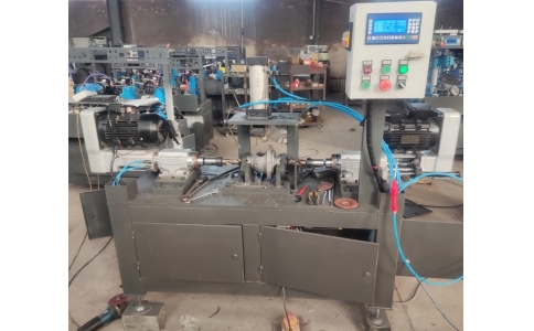 差速殼-兩軸氣動(dòng)去毛刺機(jī)