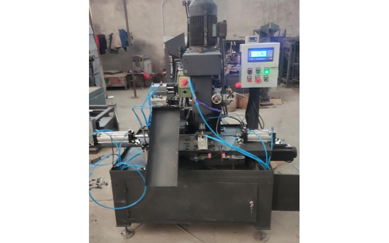 螺栓、銷軸-自動銑槽機