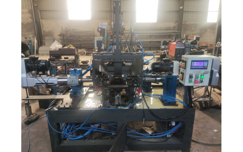 偏心軸-兩端鉆深孔攻絲一體機(jī)