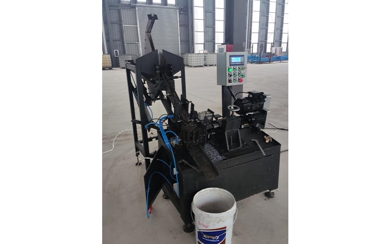 大銷軸-自動伺服鉆孔機(jī)