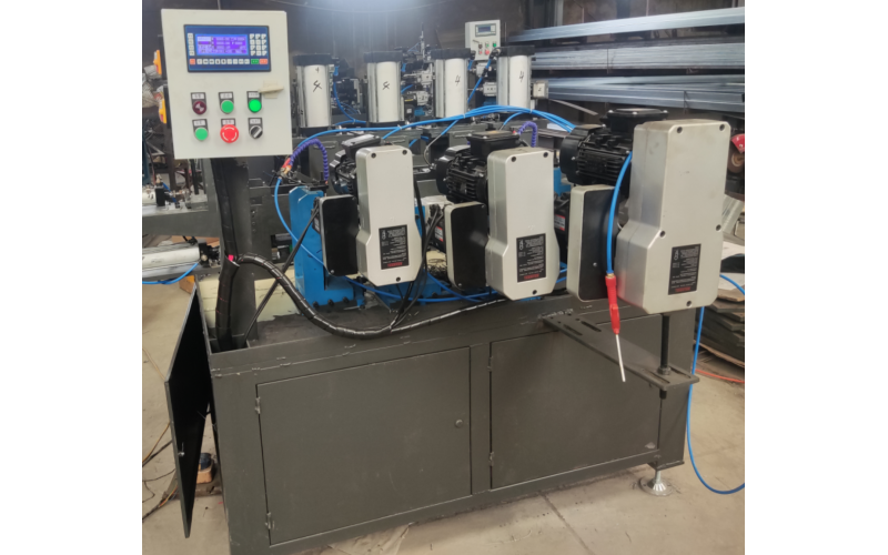 園棒-倒角鉆孔攻絲機(jī)